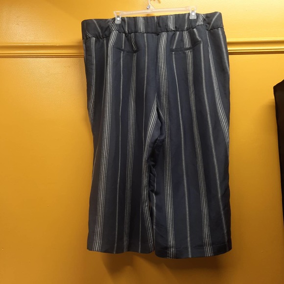 NWOT Lane Bryant The Laney striped linen blend crop wide leg pant Size 26 - Picture 7 of 9